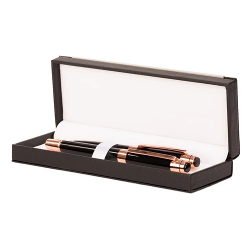 Set de Escritura "THORTON" negro con detalles encobrizados.